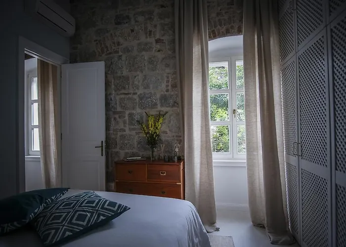 Gardin And Гостевой дом Сплит