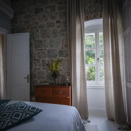 Gardin And Maison d'hôtes Split