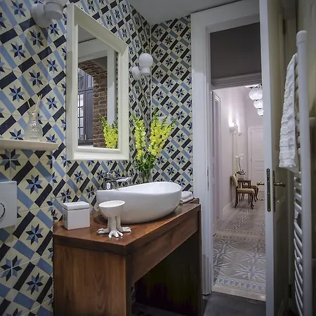 בית הארחה Gardin And